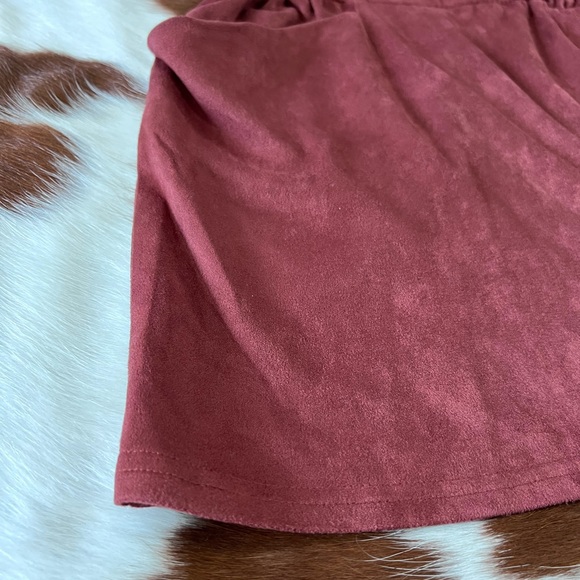 NWT Burgundy Suede Mini Skirt with Pockets - Picture 9 of 12